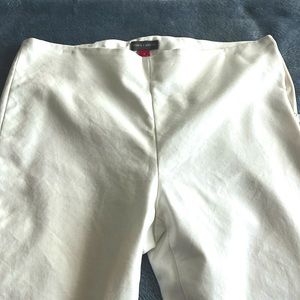 Vince Camuto white linen capris